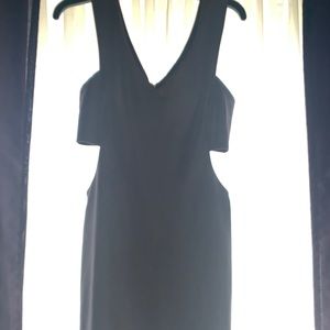 ❌SOLD❌Grey cut out dress !